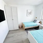 Apartment Infinito Zaboric *
