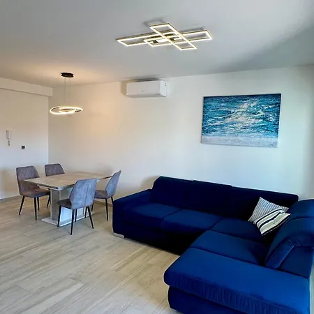 Infinito, New Modern 73m2, Sea View Appartamento