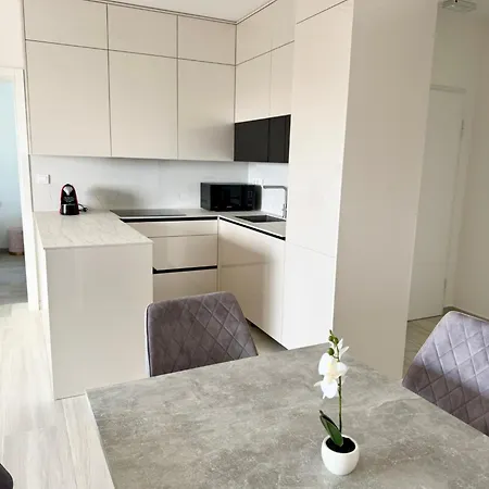 Apartament Infinito *