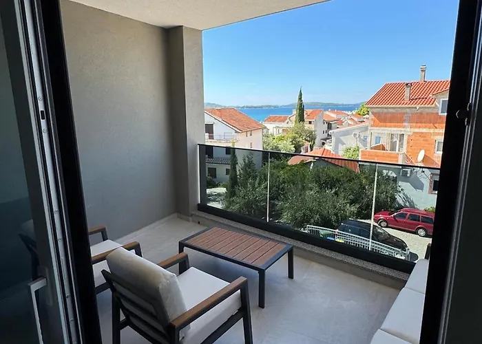 Infinito, New Modern 73m2, Sea View דירה ז'אבוריץ'