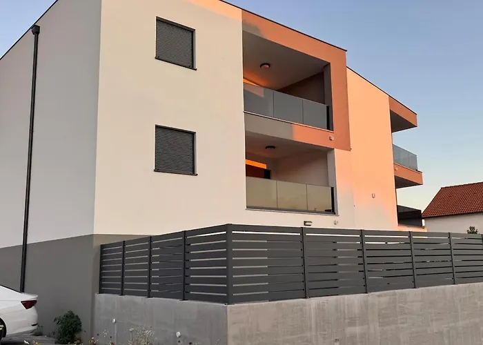 Infinito, New Modern 73m2, Sea View Appartamento